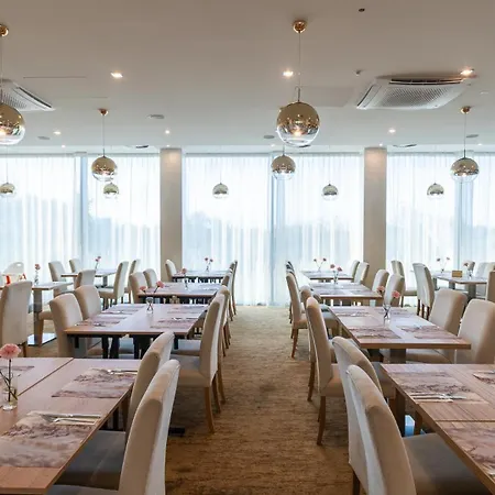 Baltic Plaza Medi Hotell