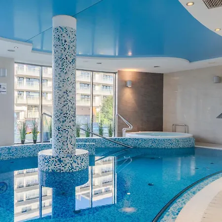 فندق Baltic Plaza Medi 4*