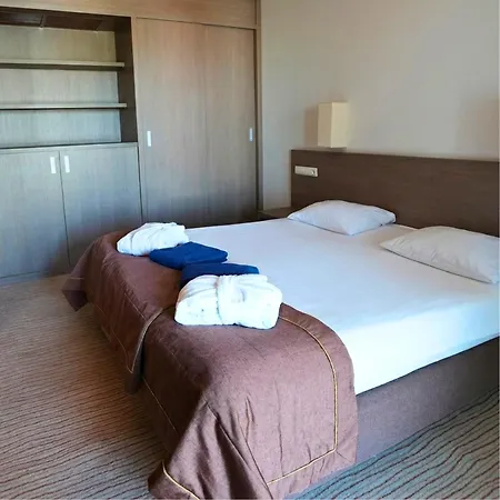 Baltic Plaza Medi فندق